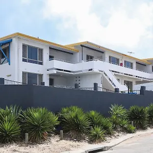 2* Resort Scarborough
